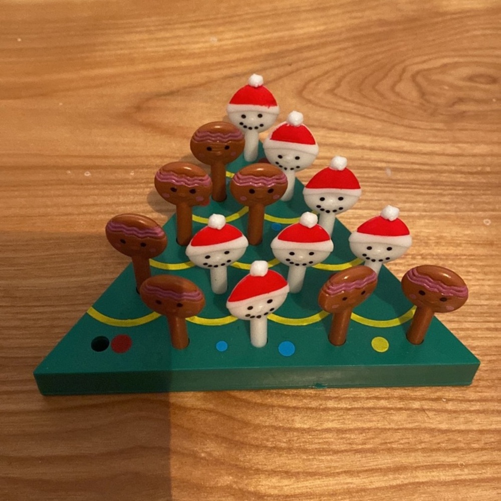 Cracker Barrel peg game Christmas edition